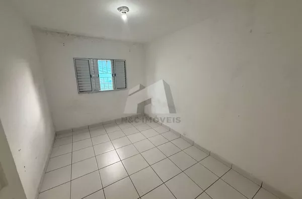CA4798 - Casa para locação por R$1.500 - Jardim Ana Lúcia/SP