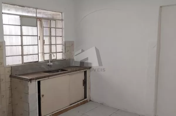 Casa para Locação R$ 750,00, Jd. Santa Francisca Cabrini/SP