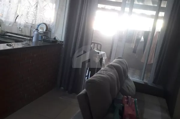 Duas casas à venda por R$ 650.000,00 - Jardim Bichinhos - São Paulo/SP