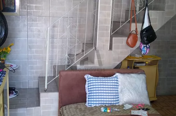 Sobrado à venda 3 quarto(s), 250m² por R$ 650.000,00 - Parque Planalto - São Paulo/SP