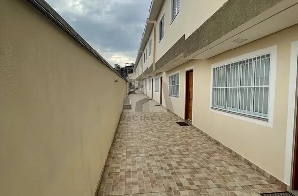 Sobrado para venda, 2 quarto(s), R$480.000 Jardim Santa Cruz (campo Grande), São Paulo