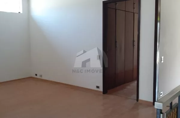 Salão com 348m², 4 suítes para locação no Jardim Ipanema - São Paulo/SP