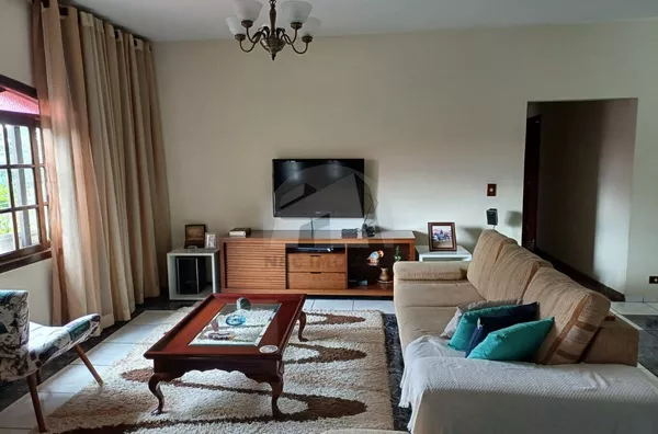 Sobrado para venda, 4 quarto(s),  Jardim Das Imbuias, São Paulo