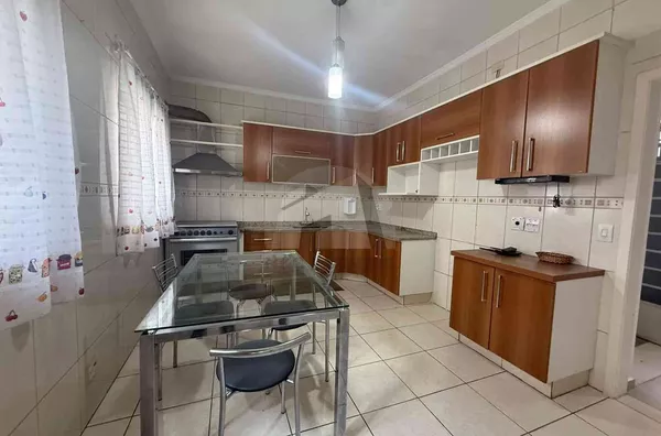CA4871 - Casa de 230m² para venda por R$840.000 - Vila Campo Grande, São Paulo/SP