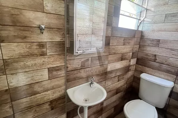 CA4077 - Casa para locação por R$1.700 -  Jardim Ana Lúcia, São Paulo.