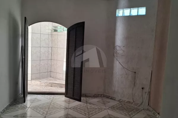 Casa para Locação R$ 1.500,00 no Jardim Guanhembu/SP