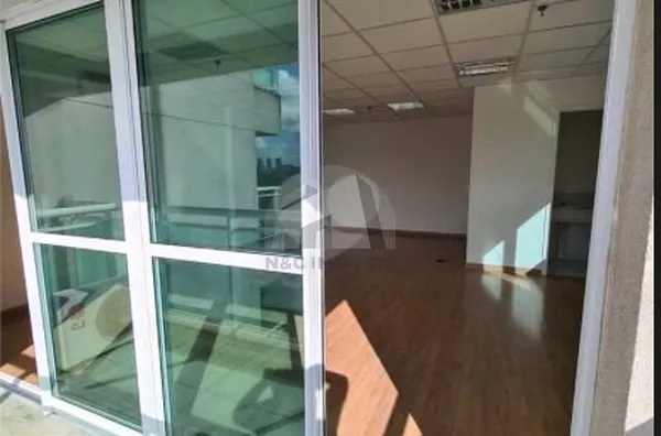 Sala Comercial para venda,  46m², R$ 440.000 Santo Amaro - São Paulo/SP