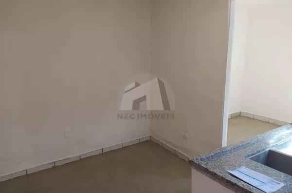CA5068 - Casa de 55m² para Locação R$850, Jd. Colonial/SP