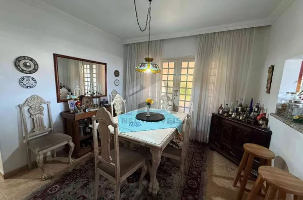 Sobrado á venda R$750.000,00, Terceira Divisão de interlagos