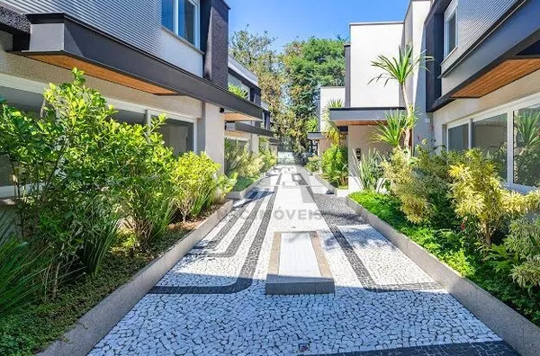 Casa em Condomínio á Venda 420,10m²  R$ 4.900.000, Jardim dos Estados/SP