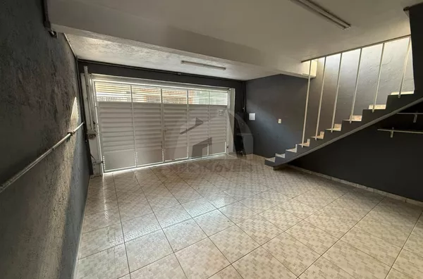 Sobrado para venda, R$600.000 Jardim Guanhembu, São Paulo.