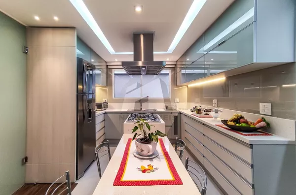 SO2578 - Sobrado em condomínio de 300m² para venda por R$2.500.000 - Cidade Dutra/SP