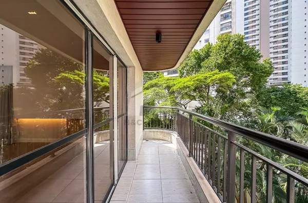 Apartamento para venda, 4 quarto(s), R$2.300.000  Campo Belo, São Paulo