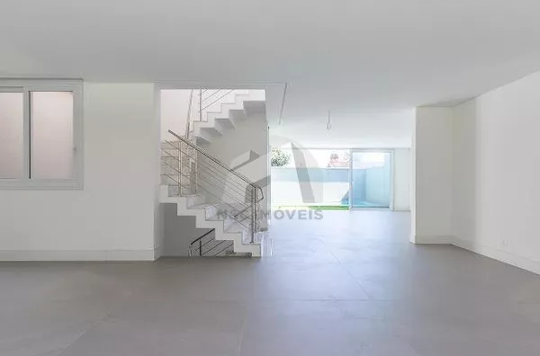 Casa em Condomínio á Venda 420,10m²  R$ 4.900.000, Jardim dos Estados/SP