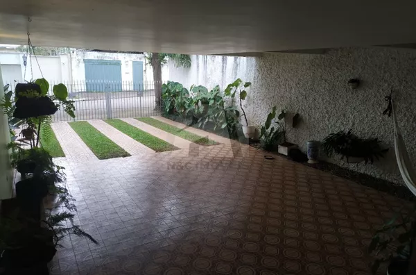 Casa com 3 dormitórios à venda por R$ 1.350.000,00 - Jardim Santa Helena - São Paulo/SP