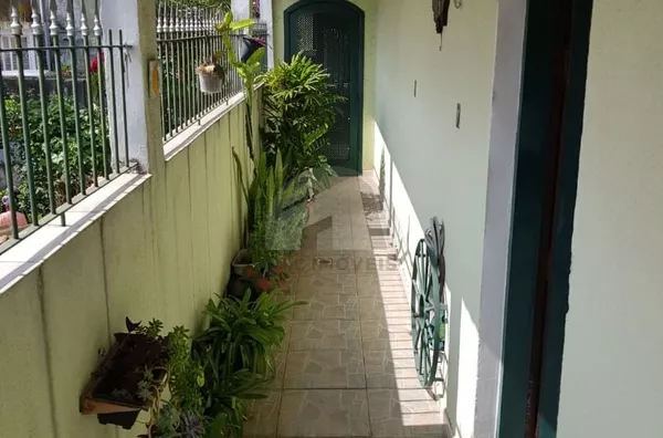 Casa com 3 dormitórios à venda, 200 m² por R$ 660.000,00 - Vila Campo Grande - São Paulo/SP