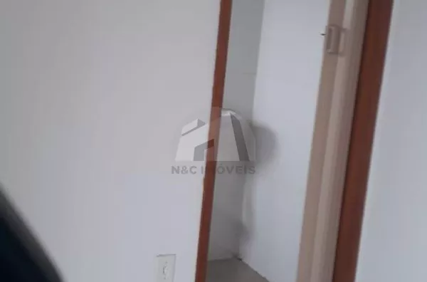 Apartamento com 2 dormitórios à venda, 54 m² por R$ 200.000,00 - Jardim Vila Rica - Santo André/SP