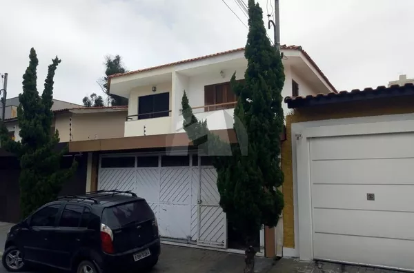 Casa com 3 dormitórios à venda por R$ 640.000 - Saúde - São Paulo/SP