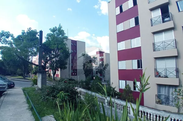 Apartamento com 3 dormitórios à venda, 75 m² por R$ 430.000 - Conjunto Residencial Ingai - São Paulo/SP