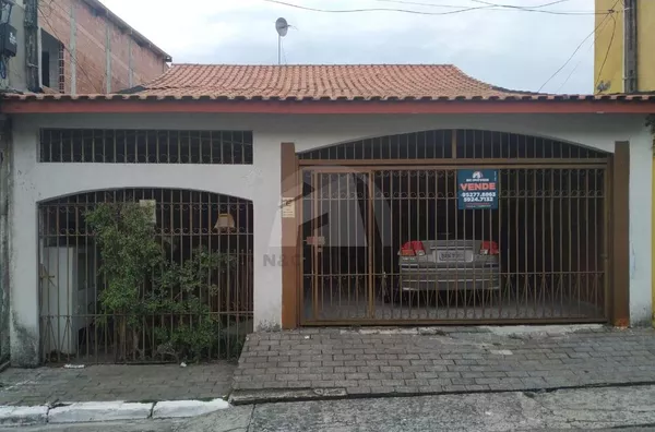 CA0270 - Casa de 225m² para venda por R$900.000 - Jd. Colonial/SP