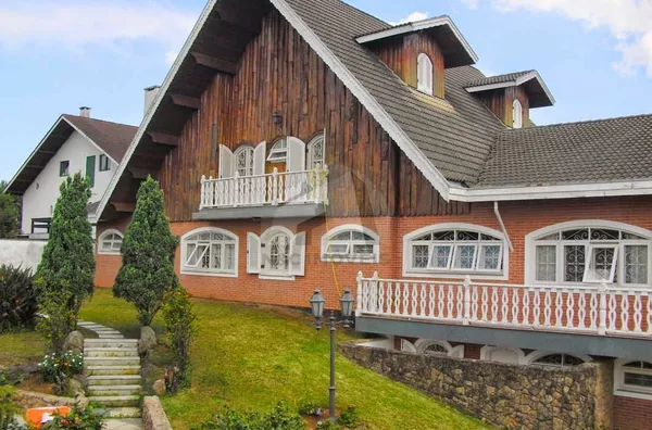 CA0629 - Casa de 1100m² para venda por R$3.050.000 - Interlagos/SP