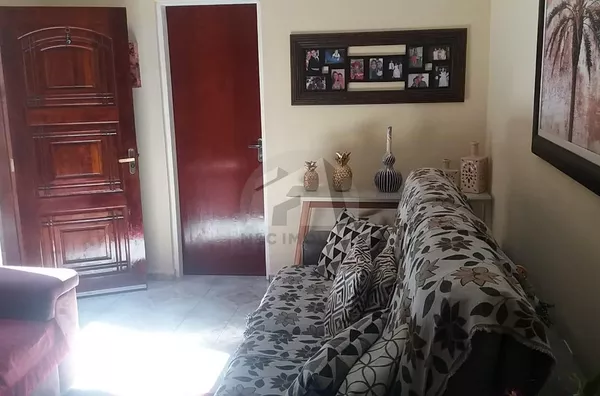 Terreno com 5 Casas à venda por R$ 430.000 - Jardim Casa Grande - São Paulo/SP