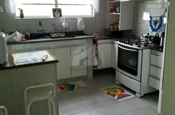 Sobrado com 4 dormitórios à venda, 200 m² por R$ 980.000,00 - Jardim São Nicolau - São Paulo/SP