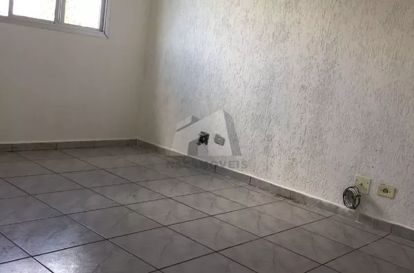 Apartamento com 2 dormitórios à venda, 60 m² por R$ 300.000 - Vila São José - São Paulo/SP