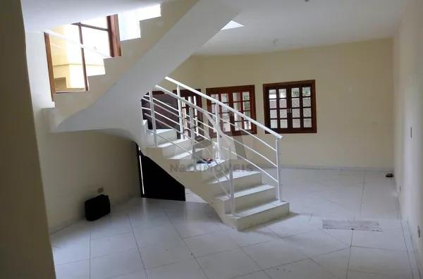 Casa com 3 dormitórios à venda por R$ 640.000 - Saúde - São Paulo/SP