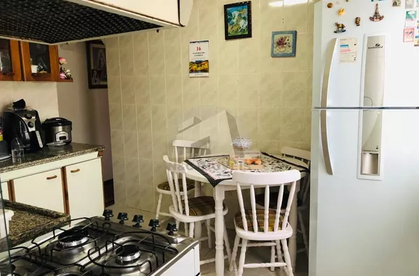 Apartamento com 3 dormitórios à venda, 57 m² por R$ 285.000,00 - Parque das Árvores - São Paulo/SP