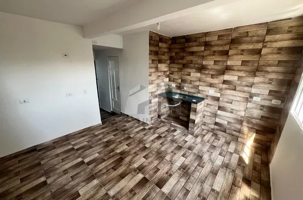 CA4077 - Casa para locação por R$1.700 -  Jardim Ana Lúcia, São Paulo.