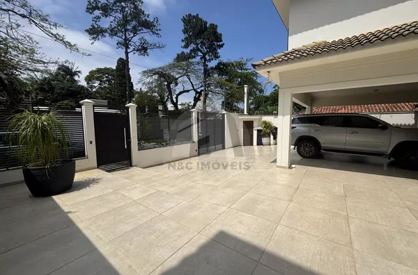 SO5193 - Sobrado de 600m² para venda por R$2.800.000 e para locação por R$15.000 - Interlagos, São Paulo