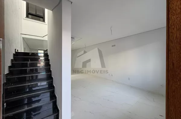  Sobrado para venda por R$1.120.000 - Vila Sofia, São Paulo/SP