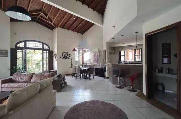 CA4980 - Casa de 600m² para venda por R$1.070.000 - Cotia/SP