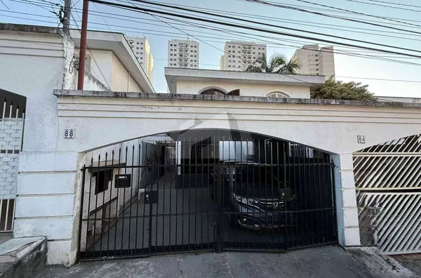 SO4882 - Sobrado de 200m² para venda R$790.000 e locação R$4.000 - Campo Grande/SP