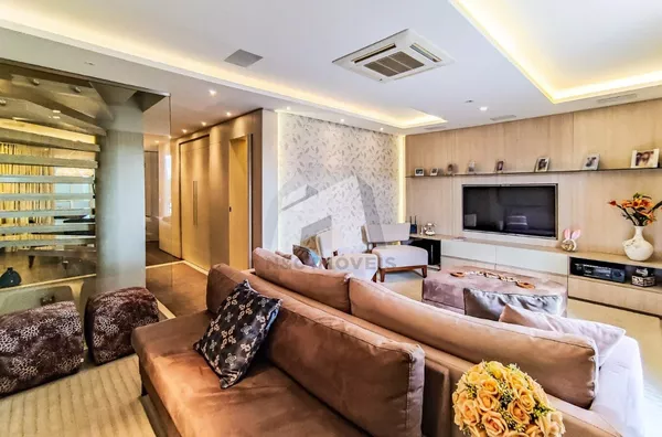 SO2578 - Sobrado em condomínio de 300m² para venda por R$2.500.000 - Cidade Dutra/SP