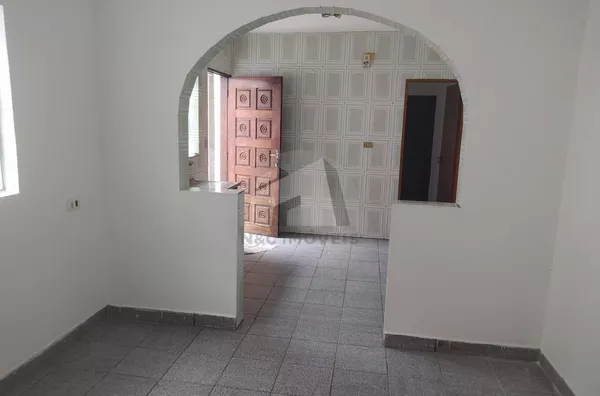 CA0137 - Casa de 125m² para locação por R$ 1.600 - Jardim Alpino - São Paulo/SP