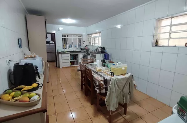Sobrado á venda R$850.000 Vila Marari/Cupecê