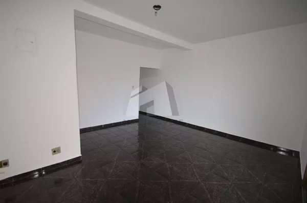 Sobrado à venda, 3 dormitórios, por R$540.000, Jardim Guanhembu - São Paulo/SP