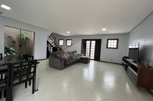 Sobrado para venda, 4 quarto(s), 350m² por R$ 1.000.000 - Jordanopolis, São Paulo/SP
