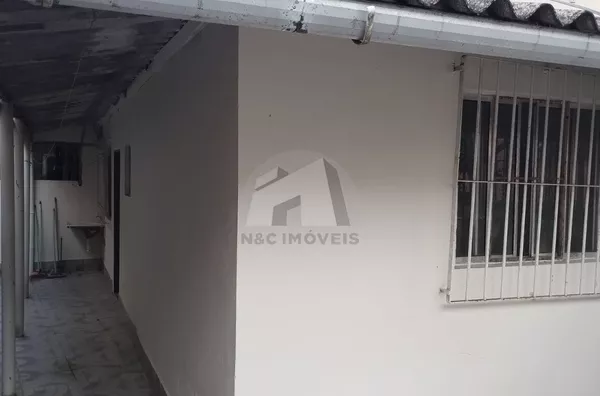 Casa para Locação R$ 750,00, Jd. Santa Francisca Cabrini/SP