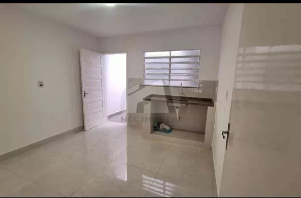 Casa a Venda R$590.000 e Locação R$3.200, Vila Santa Catarina SP