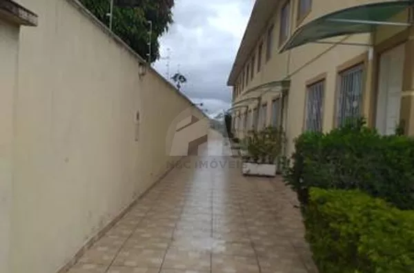 SO0009 - Sobrado com 3 dormitórios para venda por R$ 430.000,00 - Pedreira, São Paulo/SP