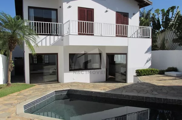 Casa de alto padrão com 360m² localizada no Residencial AlphaVille 6 - São Paulo