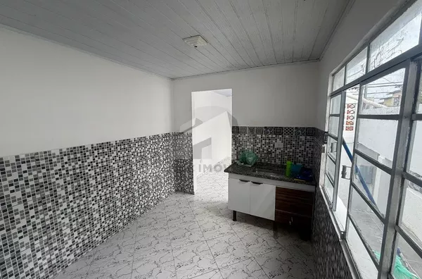 CA5747 - Casa para locação por R$1.700 - Vila Campo Grande, São Paulo/SP