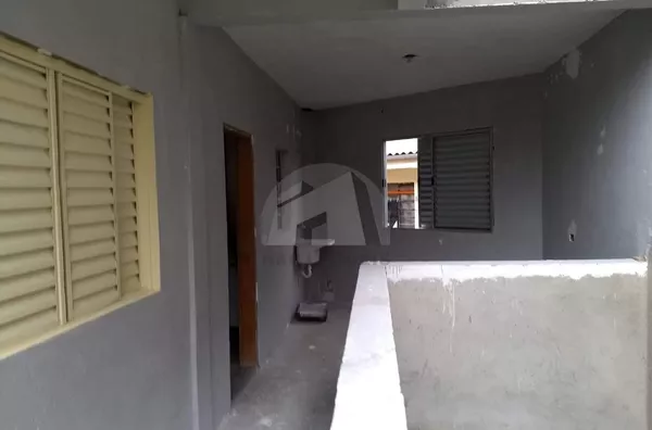 Sobrado para venda, R$220.000 Parque Alto Do Rio Bonito, São Paulo