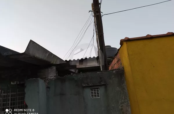 Casa com 2 dormitórios à venda por R$ 320.000,00 - Parque Planalto - São Paulo/SP