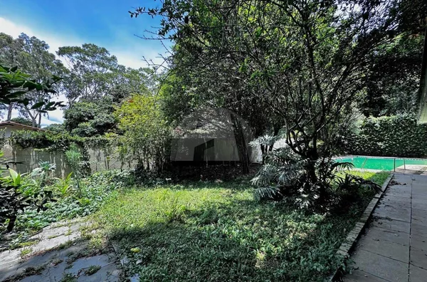 CA4545 - Casa de 380m² para venda por R$1.600.000 - Interlagos/SP