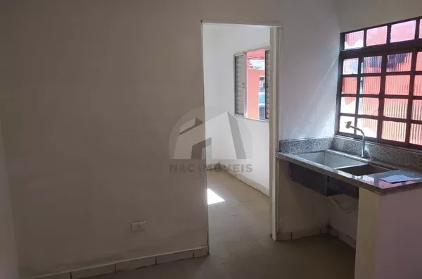 CA5068 - Casa de 55m² para Locação R$850, Jd. Colonial/SP