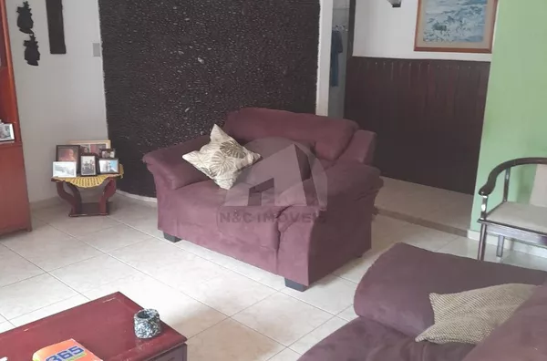 Casa à venda, 3 dormitórios, 320m², por R$980.000, Cidade Dutra - São Paulo/SP